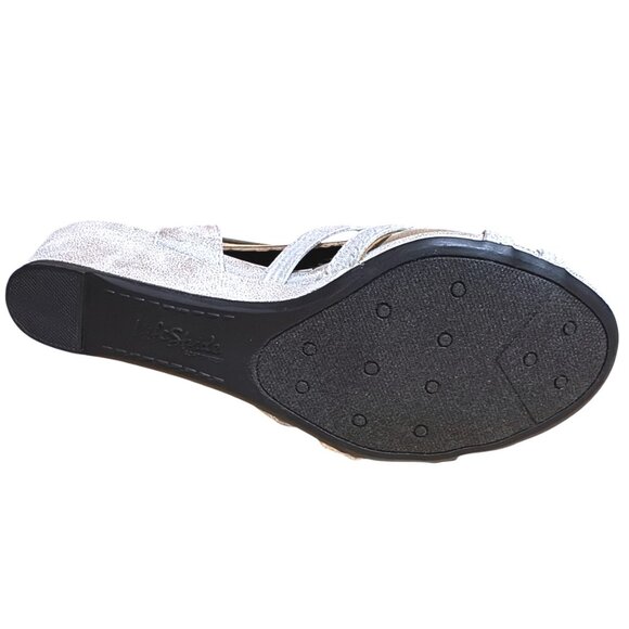 NWOT LifeStride Yaya Silver Metallic Wedge Sandals Womens 6.5 M  1.5 inch wedge - Picture 10 of 11